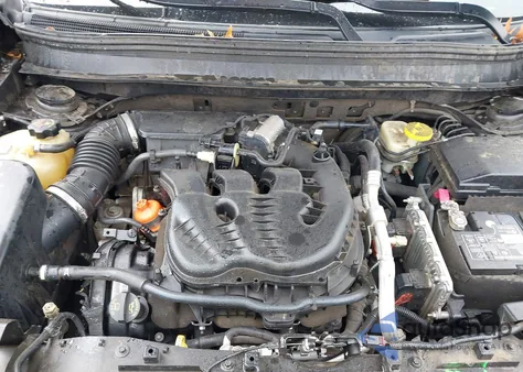 2015 Jeep Cherokee Latitude из США, поврежденный, VIN 1C4PJMCS7FW635397